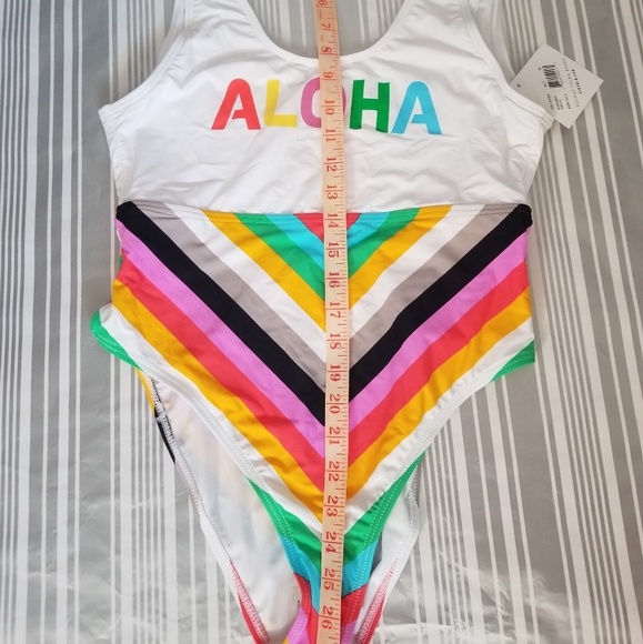 VYB Screened one piece swimsuit. - Picture 3 of 7